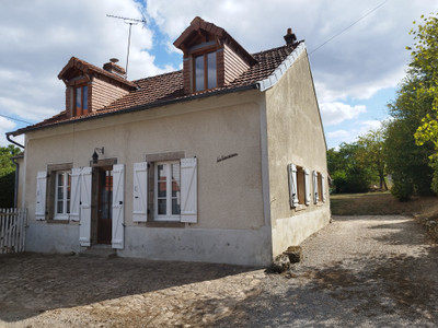 French property for sale in Les Grands-Chézeaux, Haute-Vienne - €167,400 - photo 1