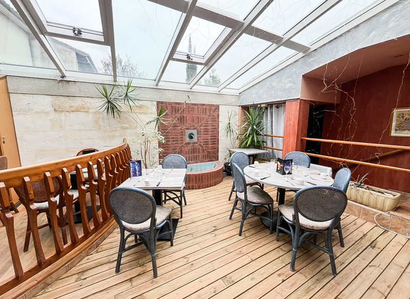 Commerce à vendre à Barbezieux-Saint-Hilaire, Charente - 440.000 € - photo 1