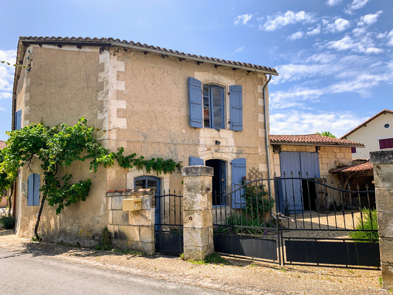 Maison à vendre à Saint Privat en Périgord, Dordogne - 152 600 € - photo 1