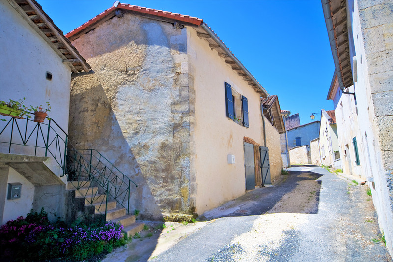 French property for sale in La Tour-Blanche-Cercles, Dordogne - &#8364;99,950 - photo 2