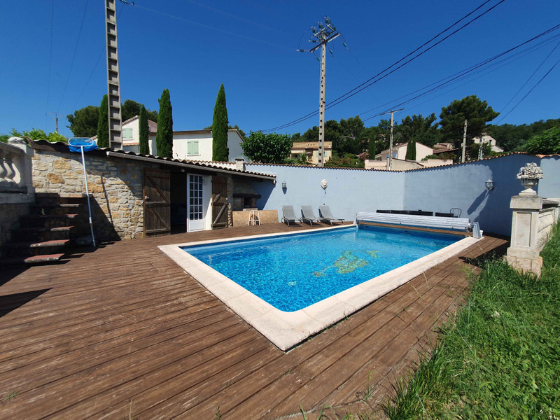 Propriété à vendre à Laudun-l'Ardoise, Gard - 318 000 €
