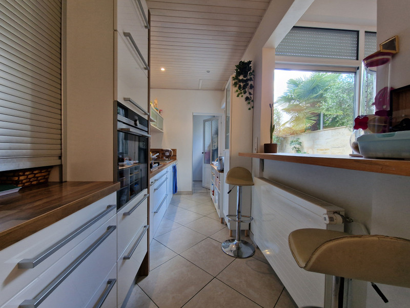 French property for sale in Bordeaux, Gironde - €795,000 - photo 3