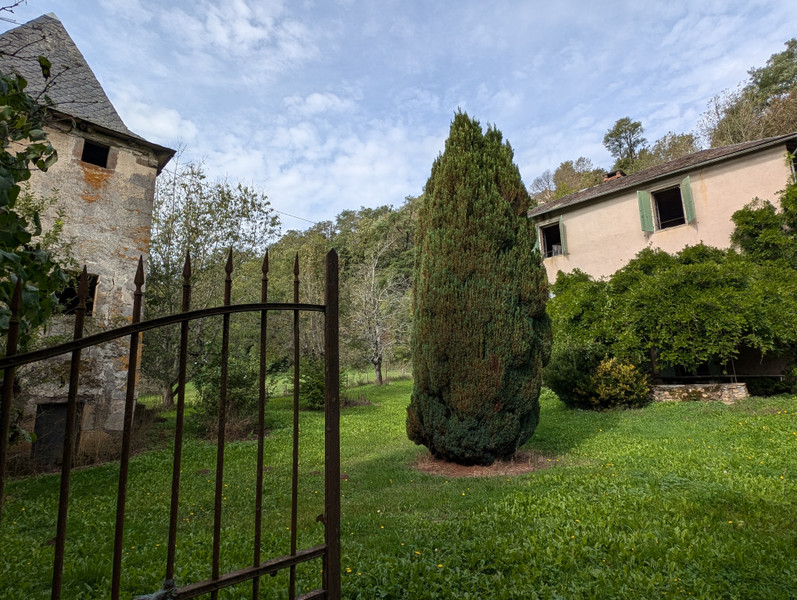 French property for sale in Fontrieu, Tarn - €340,000 - photo 0