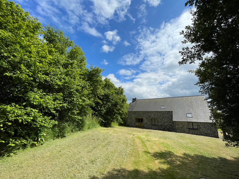 French property for sale in Gurunhuel, Côtes-d'Armor - €149,875 - photo 2