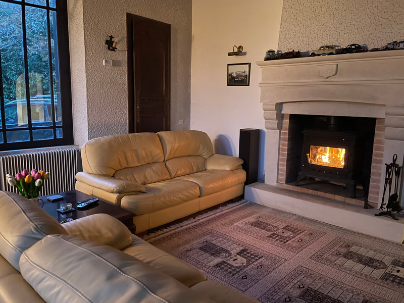 French property for sale in Melle, Deux-Sèvres - €249,952 - photo 3