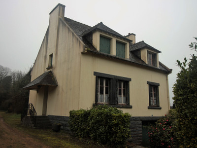Maison à vendre à Huelgoat, Finistère, Bretagne, avec Leggett Immobilier