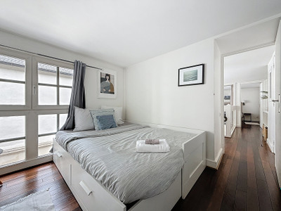 French property for sale in Paris, Paris - €1,150,000 - photo 8