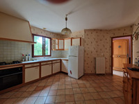 Propriété à vendre à Mouthiers-sur-Boëme, Charente - 214 800 € - photo n°5