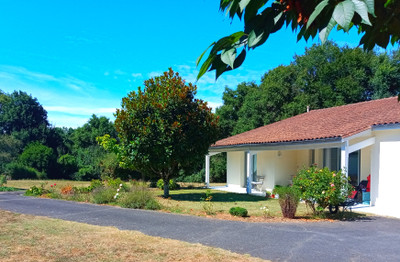 Maison à vendre à Villiers-le-Roux, Charente, Poitou-Charentes, avec Leggett Immobilier