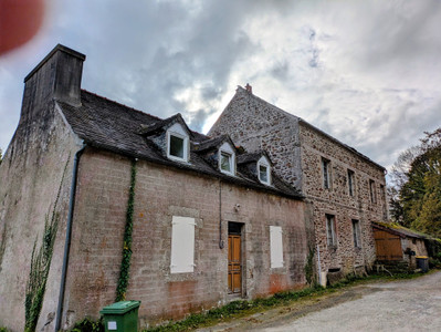 French property for sale in Saint-Sauveur, Finistère - €205,200 - photo 13