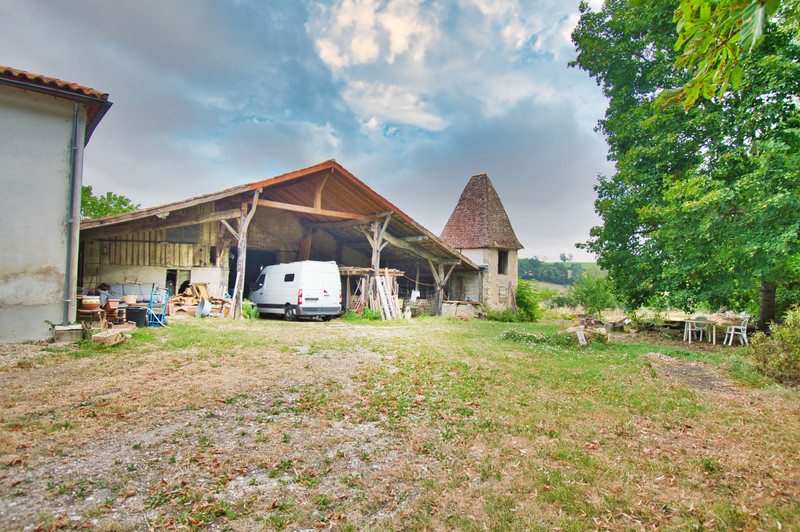 French property for sale in Saint-Pastour, Lot-et-Garonne - €214,000 - photo 3