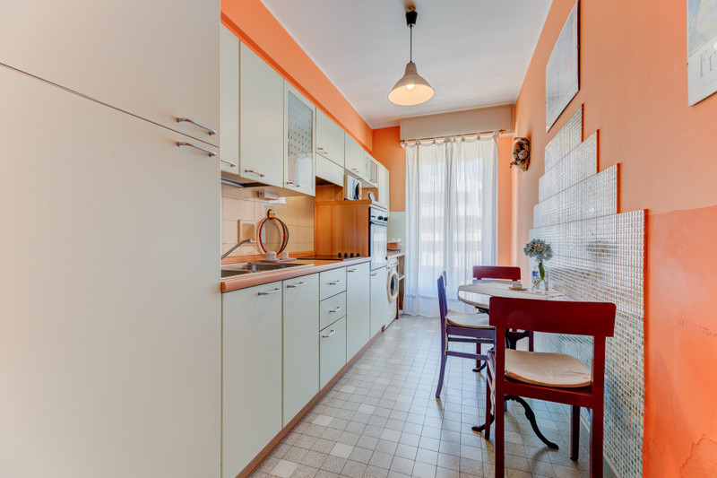 French property for sale in Nice, Alpes-Maritimes - €357,000 - photo 2