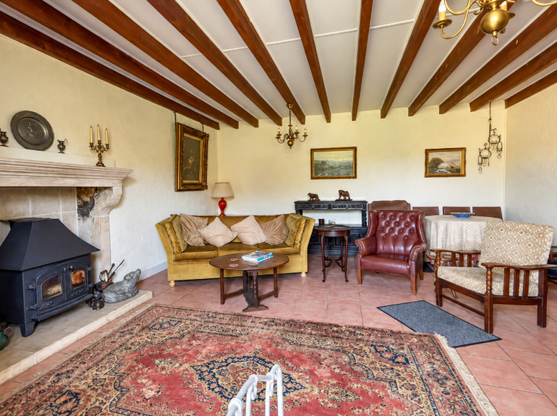 French property for sale in Lorigné, Deux-Sèvres - €150,420 - photo 2