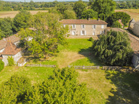 Maison à vendre à Vindelle, Charente - 420.000 € - photo 2