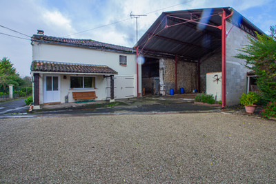 French property for sale in Balzac, Charente - €138,000 - photo 9