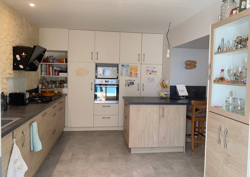 French property for sale in Montamisé, Vienne - €440,000 - photo 4