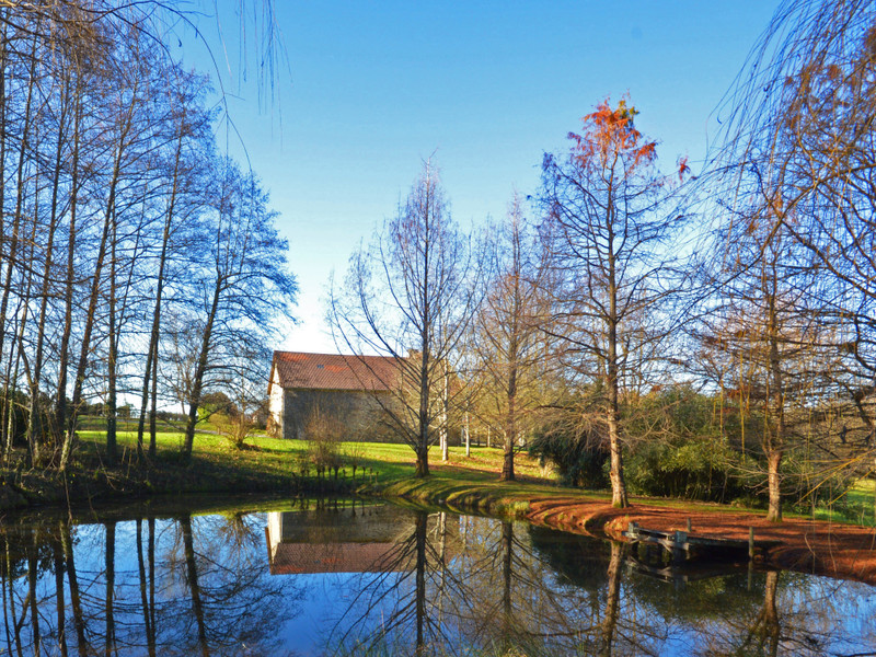 French property for sale in Sarrazac, Dordogne - €1,200,000 - photo 3