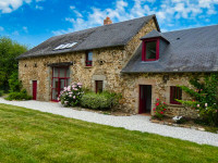 Maison à vendre à Gesvres, Mayenne - 336 000 € - photo 1