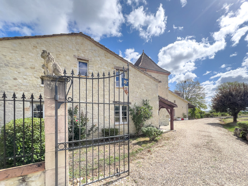 French property for sale in Duras, Lot-et-Garonne - €550,000 - photo 9