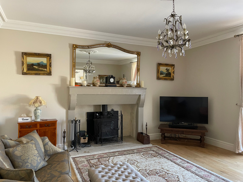 Propriété à vendre à Chef-Boutonne, Deux-Sèvres - 512 000 € - photo 2