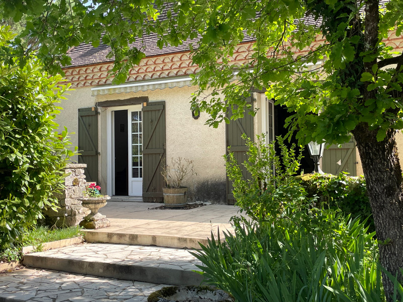 French property for sale in Pradines, Lot - €395,000 - photo 1
