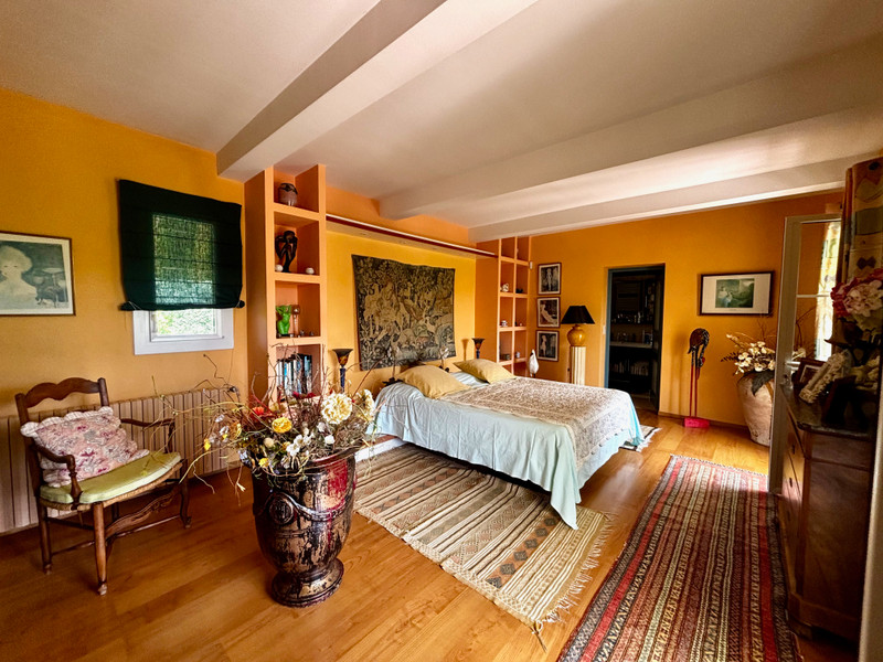 French property for sale in Lédignan, Gard - €649,000 - photo 5