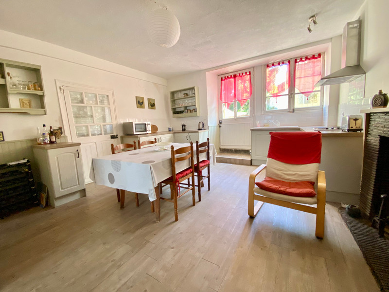 French property for sale in Les Salles-Lavauguyon, Haute-Vienne - €125,000 - photo 3