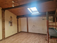 Maison à vendre à Chabrac, Charente - 69.000 € - photo 8