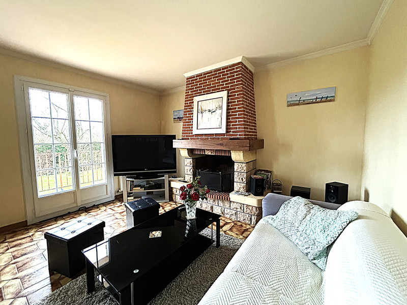 French property for sale in Courtonne-la-Meurdrac, Calvados - €306,000 - photo 2