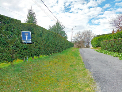Terrain à vendre à Marcillac-la-Croisille, Corrèze, Limousin, avec Leggett Immobilier