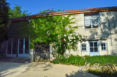French property for sale in Loubès-Bernac, Lot-et-Garonne - €434,600 - photo 4