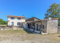 Maison à vendre à Salles, Deux-Sèvres - 235.000 € - photo 15
