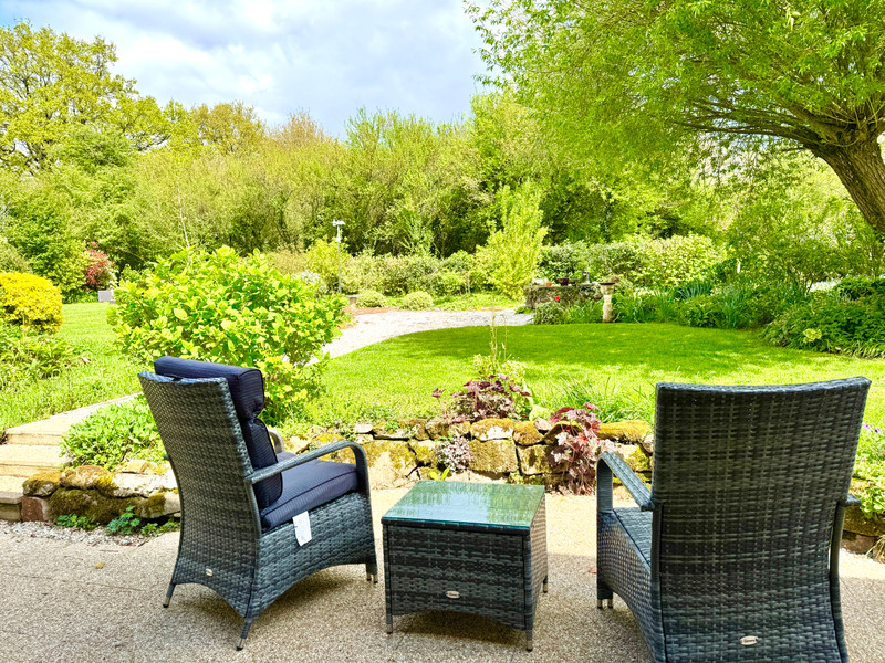French property for sale in Saint-Cyr-en-Pail, Mayenne - €160,000 - photo 2