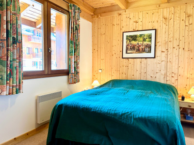 Quiet 2 bedroom apartment with great views and close to skilift, shops and restaurants in Le Praz, Courchevel
