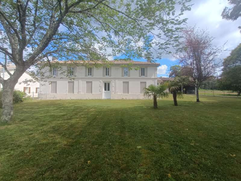 French property for sale in Cercoux, Charente-Maritime - €579,000 - photo 9