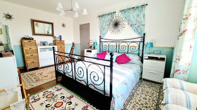 French property for sale in Gorron, Mayenne - €164,900 - photo 4