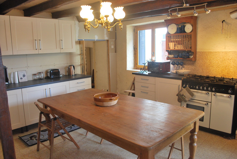 French property for sale in Adriers, Vienne - €46,600 - photo 2