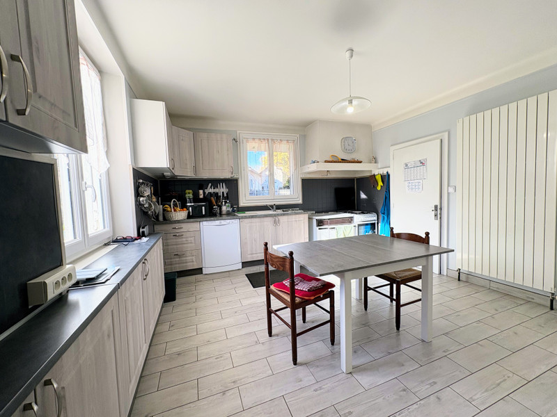French property for sale in Saint-Vitte-sur-Briance, Haute-Vienne - €276,000 - photo 2