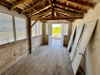 French property for sale in Cognac, Charente - €200,000 - photo 9