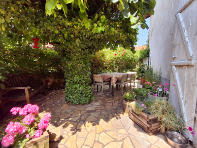 French property for sale in Busserolles, Dordogne - €182,520 - photo 1