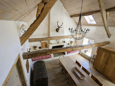 The property comprises 2 renovated barns with swimming pool and sauna on 5523m² of land.