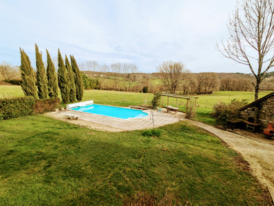 French property for sale in Sarrazac, Dordogne - €260,000 - photo 1