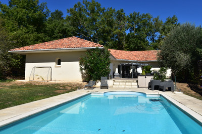 French property for sale in Terrasson-Lavilledieu, Dordogne - €388,000 - photo 0