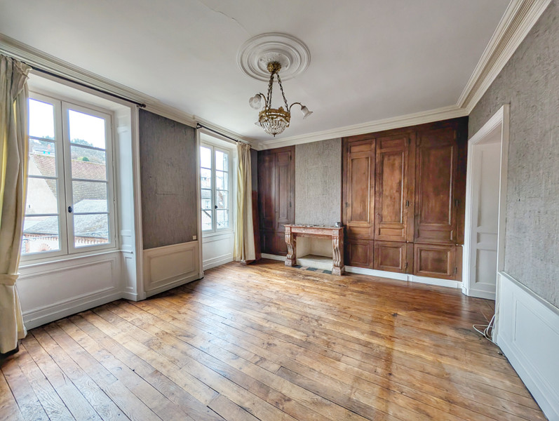 French property for sale in Aubusson, Creuse - €371,000 - photo 3