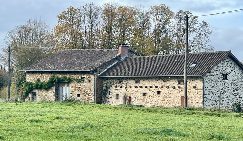 French property for sale in Cussac, Haute-Vienne - €264,000 - photo 3