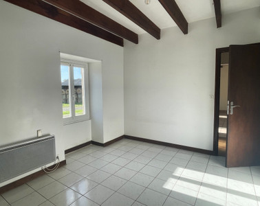 French property for sale in Brillac, Charente - €88,000 - photo 5