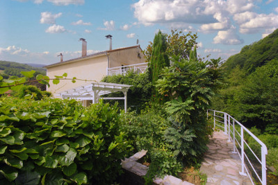 Maison à vendre à Labastide-Rouairoux, Tarn, Midi-Pyrénées, avec Leggett Immobilier