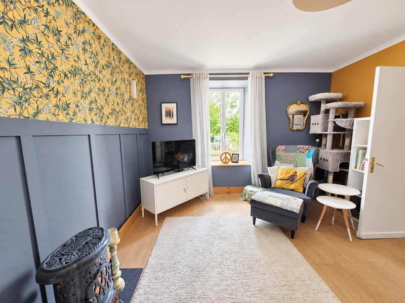 French property for sale in Bolazec, Finistère - €149,999 - photo 3