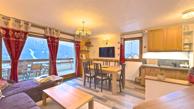 Ski property for sale in Vaujany - €509,250 - photo 0