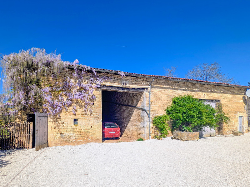 French property for sale in La Forêt-de-Tessé, Charente - €286,200 - photo 8